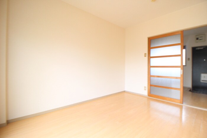 物件内観写真22　(居室)