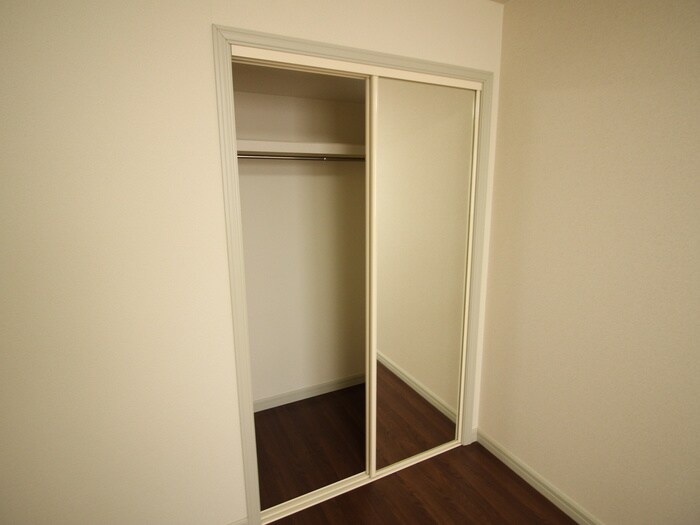 物件内観写真11　(収納)