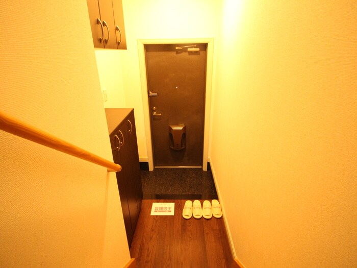 物件内観写真19　(玄関)