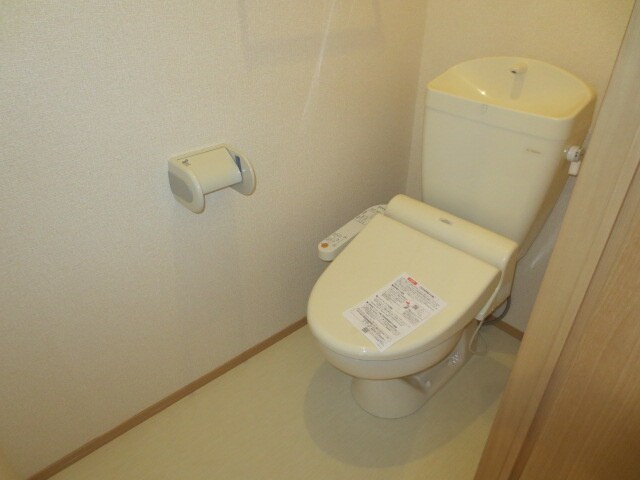 物件内観写真16　(トイレ)