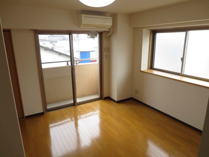 物件内観写真11　(居室)