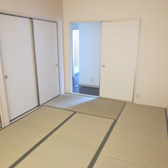 物件内観写真8　(居室)