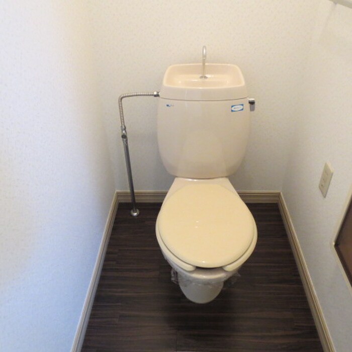 物件内観写真11　(トイレ)