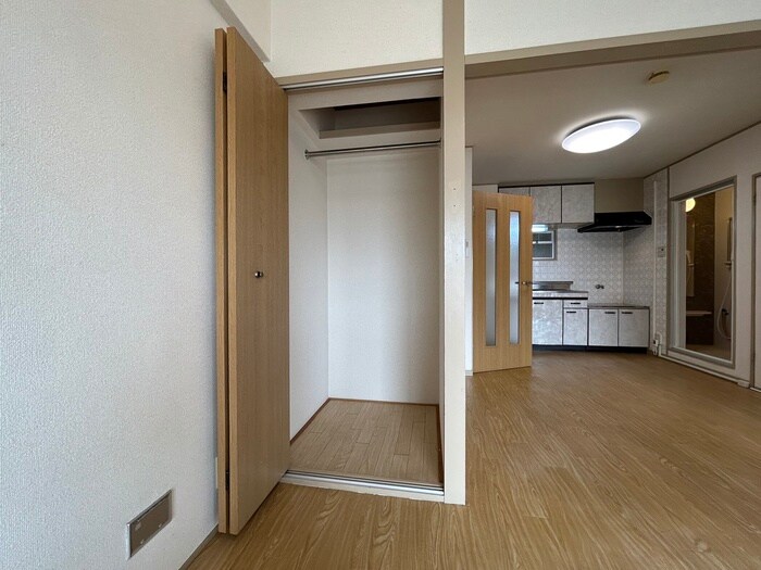 物件内観写真9　(収納)