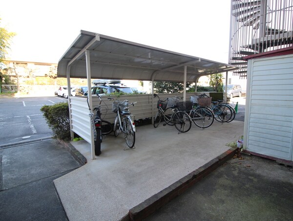 駐輪場