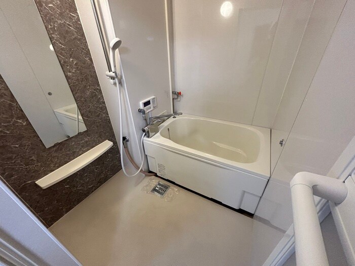 物件内観写真12　(バス／シャワールーム等)