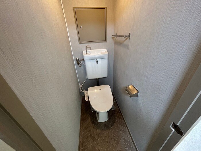 物件内観写真13　(トイレ)