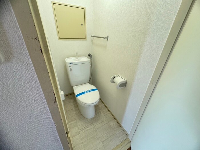 物件内観写真16　(トイレ)