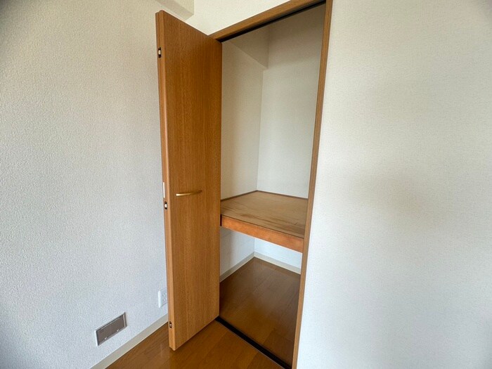 物件内観写真20　(収納)