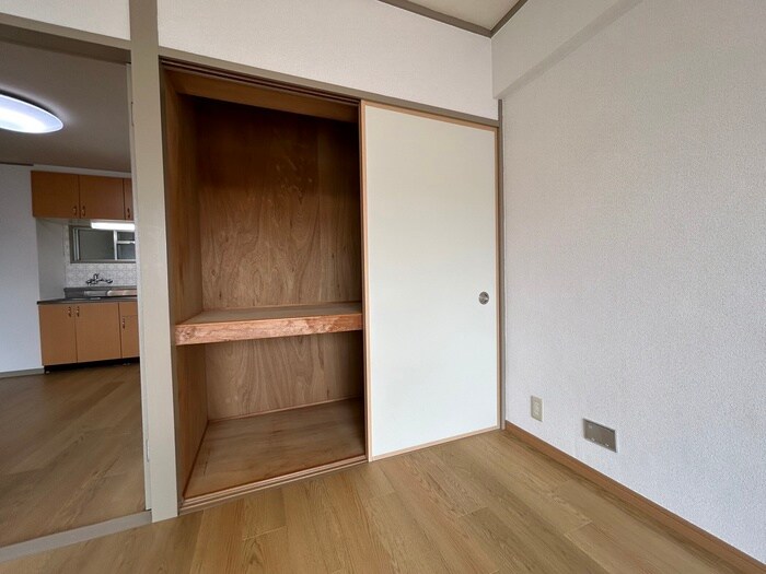 物件内観写真22　(収納)
