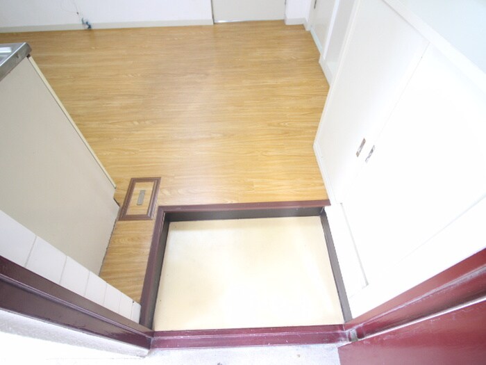 物件内観写真17　(玄関)