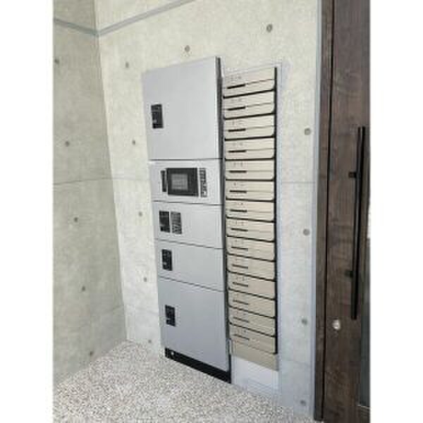 物件外観写真4　(建物設備)