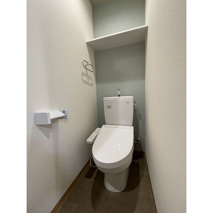 物件内観写真13　(トイレ)