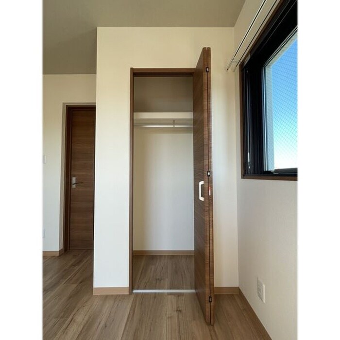 物件内観写真14　(収納)