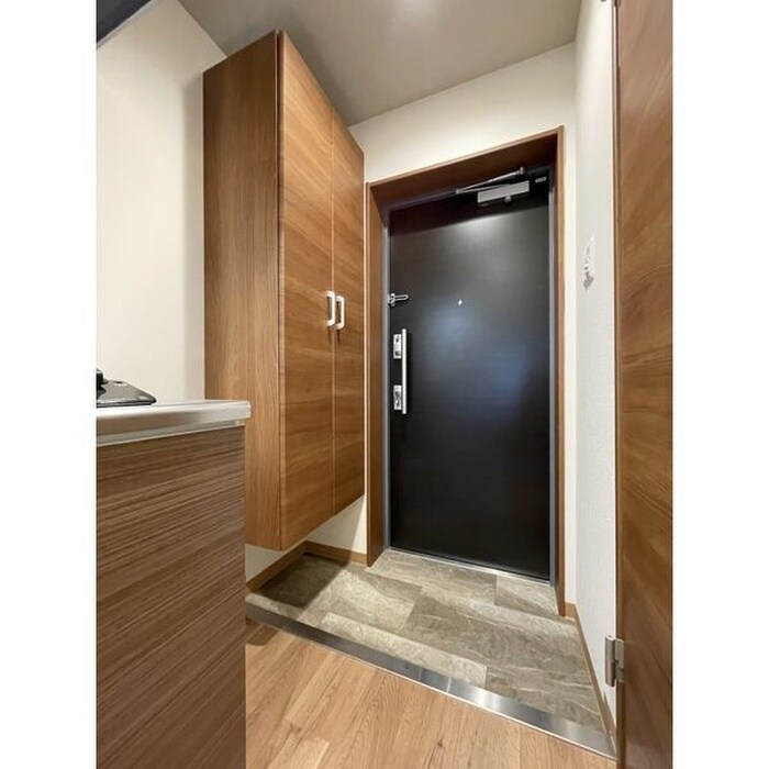 物件内観写真15　(玄関)