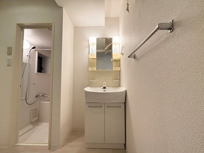 物件内観写真12　(洗面)