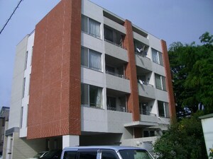 ヴェル・ドミ－ルⅢ外観写真