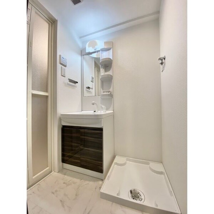 物件内観写真11　(洗面)