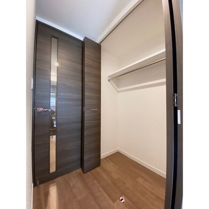 物件内観写真13　(収納)