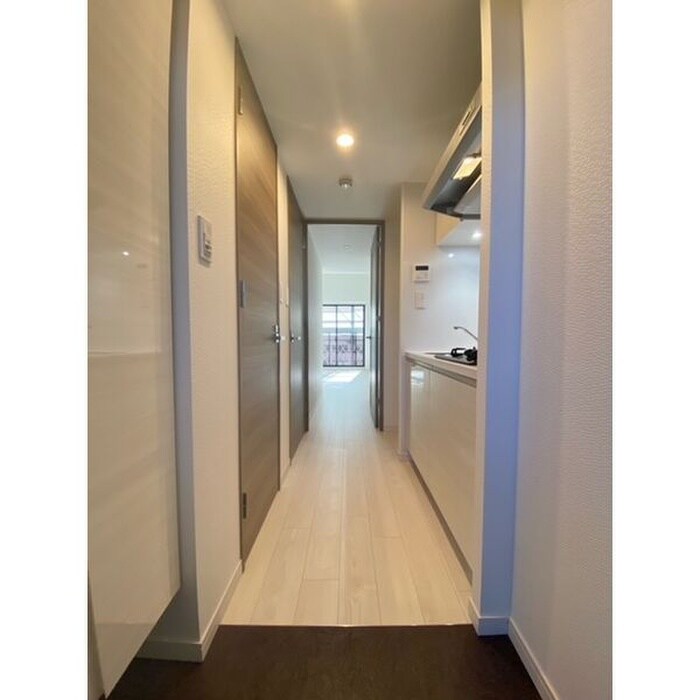 物件内観写真14　(廊下)