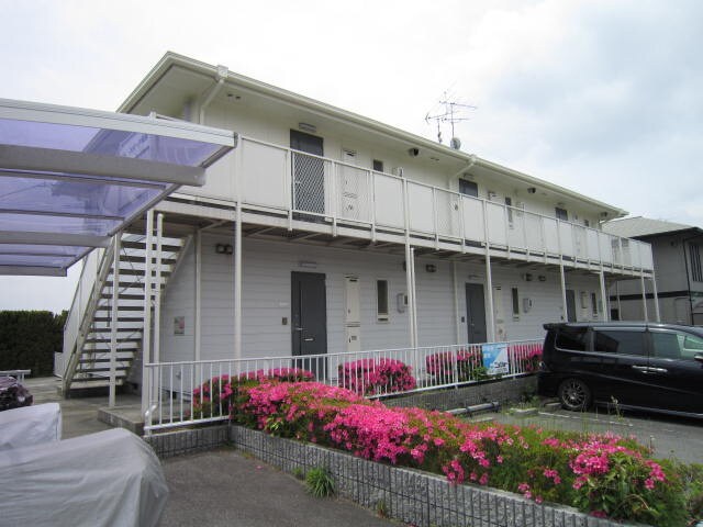 物件外観写真1　(駐車場)