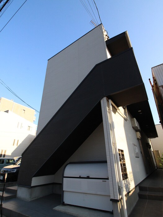 物件外観写真4　(外観写真)