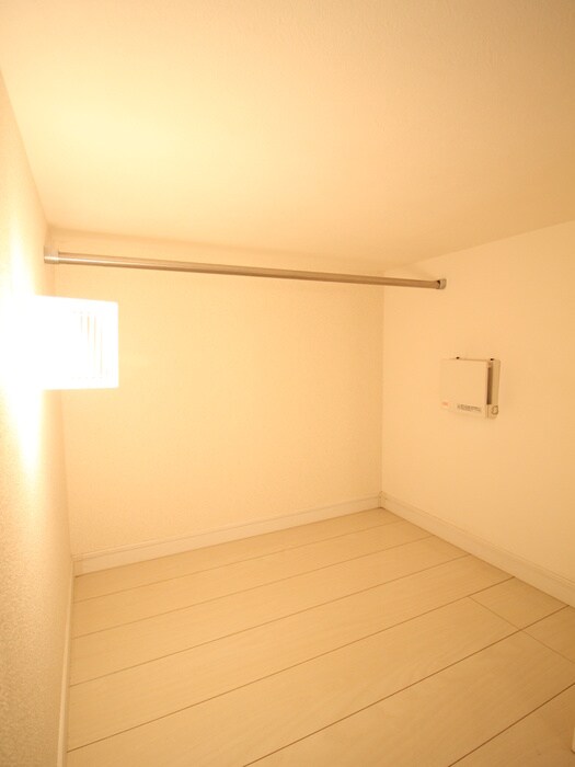 物件内観写真16　(収納)