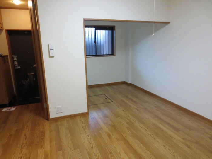 物件内観写真11　(居室)