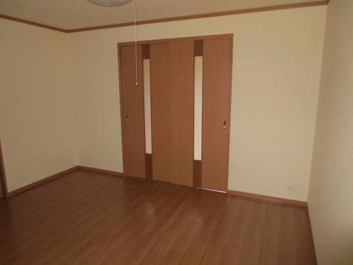 物件内観写真12　(居室)