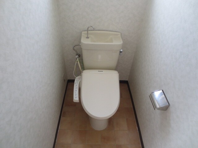 物件内観写真10　(トイレ)