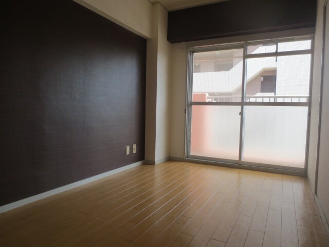 物件内観写真13　(居室)