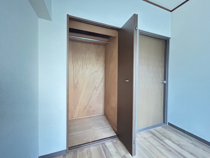 物件内観写真15　(収納)