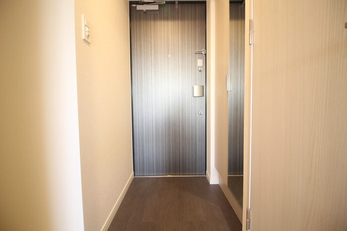 物件内観写真14　(玄関)