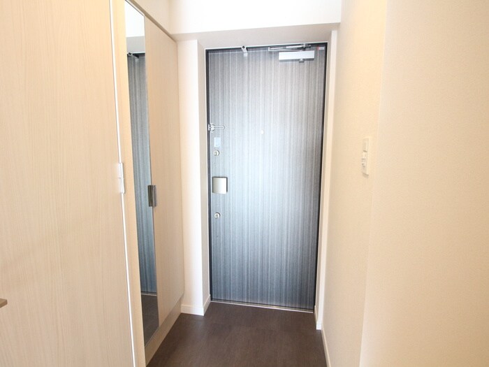 物件内観写真14　(玄関)