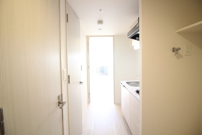 物件内観写真16　(廊下)