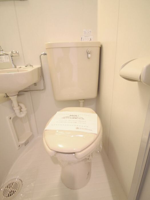 物件内観写真12　(トイレ)