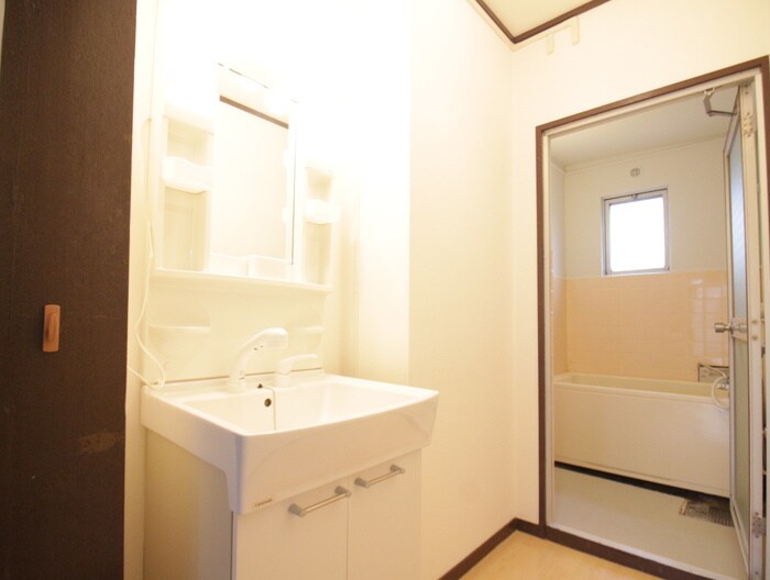 物件内観写真13　(洗面)
