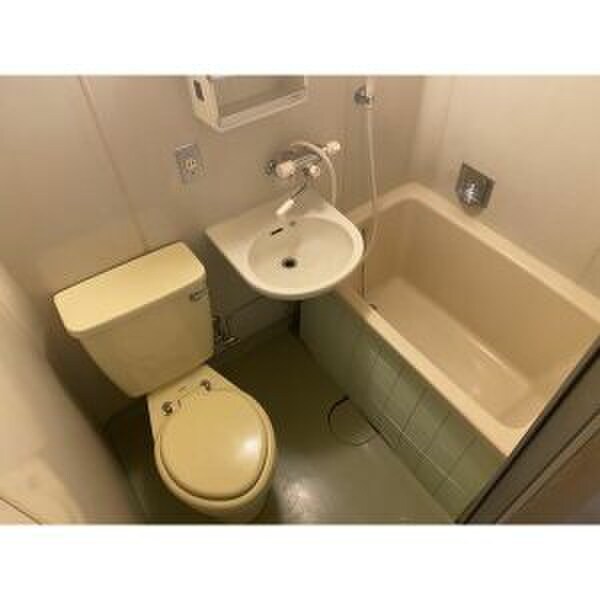 物件内観写真10　(トイレ)