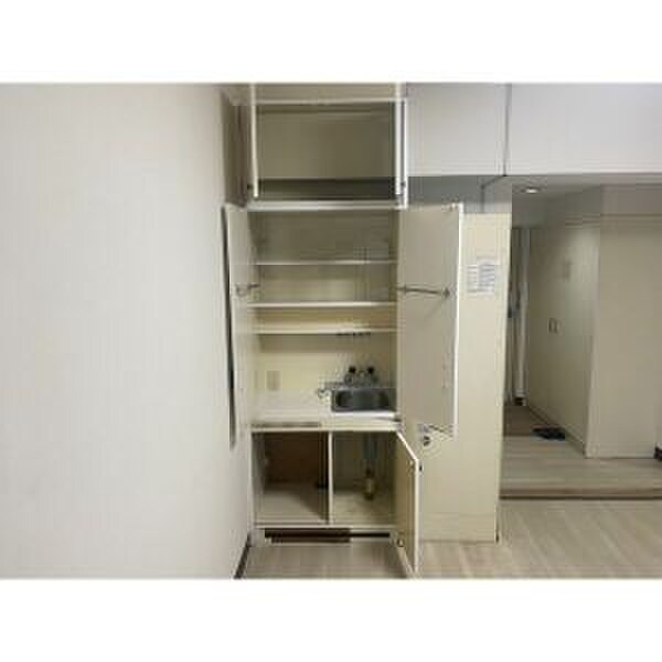 物件内観写真11　(収納)