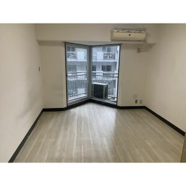 物件内観写真13　(居室)