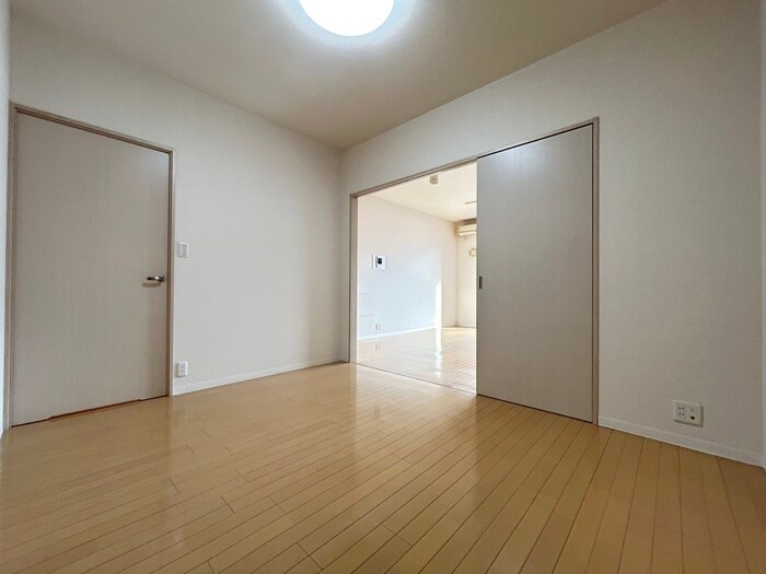 物件内観写真18　(居室)