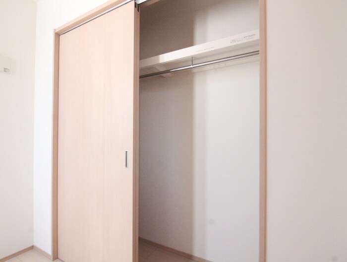 物件内観写真15　(収納)