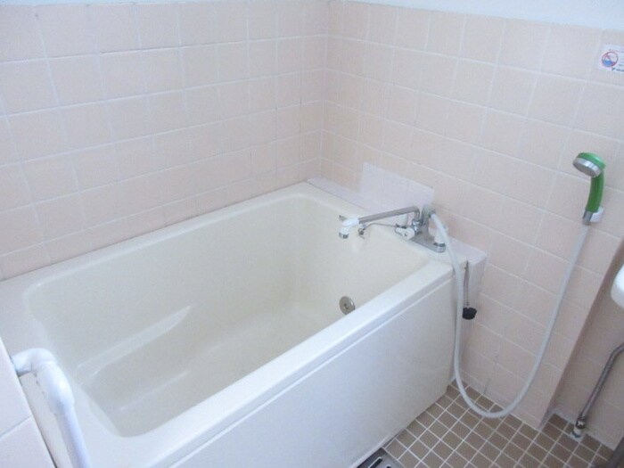 物件内観写真12　(バス／シャワールーム等)