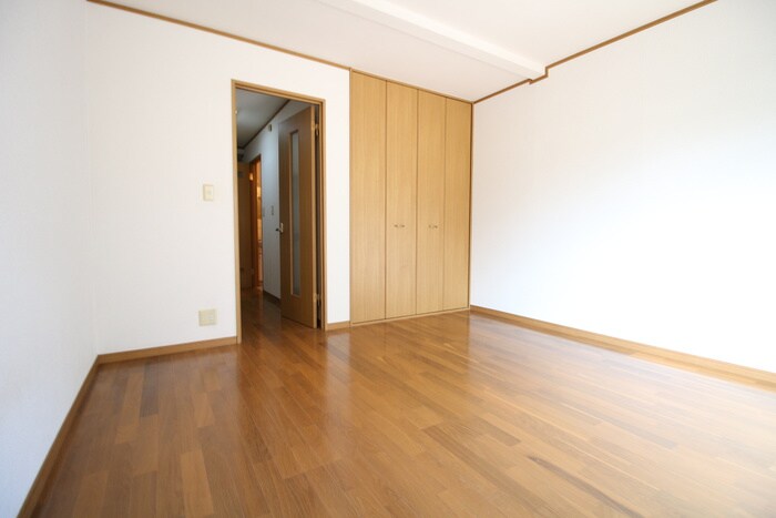 物件内観写真5　(居室)