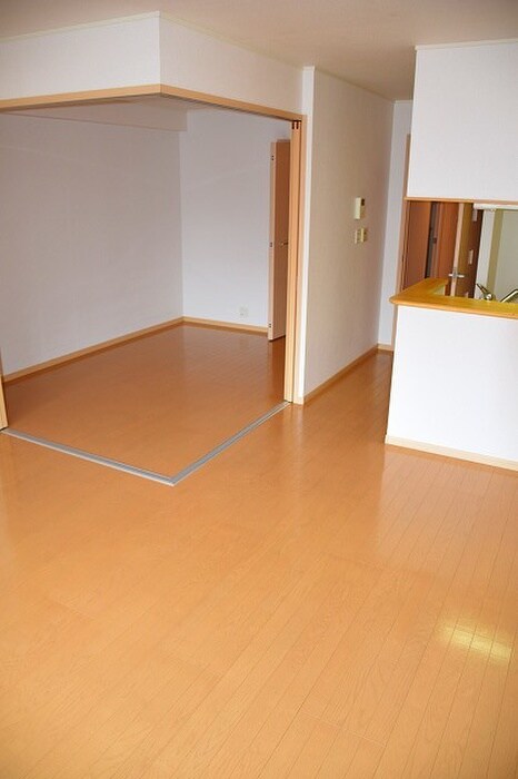 物件内観写真6　(居室)