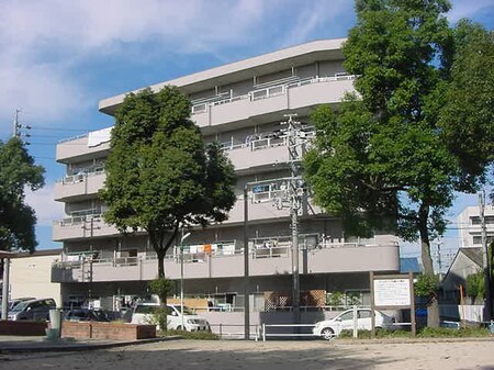 シャンポール八事外観写真