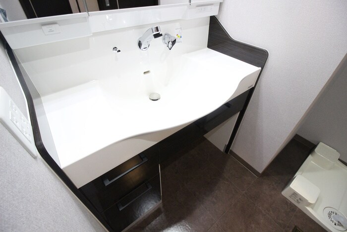 物件内観写真12　(洗面)