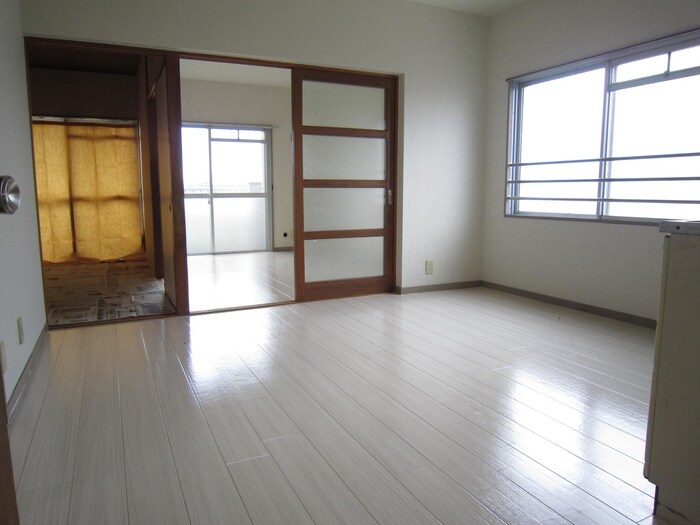 物件内観写真5　(居室)