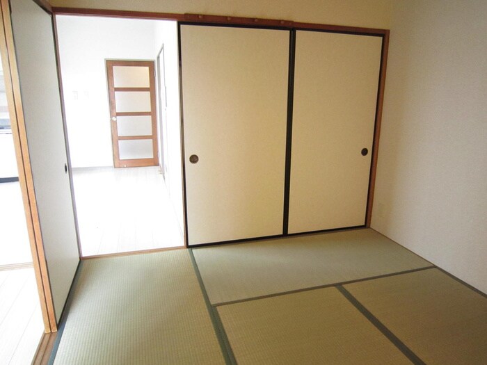 物件内観写真7　(居室)