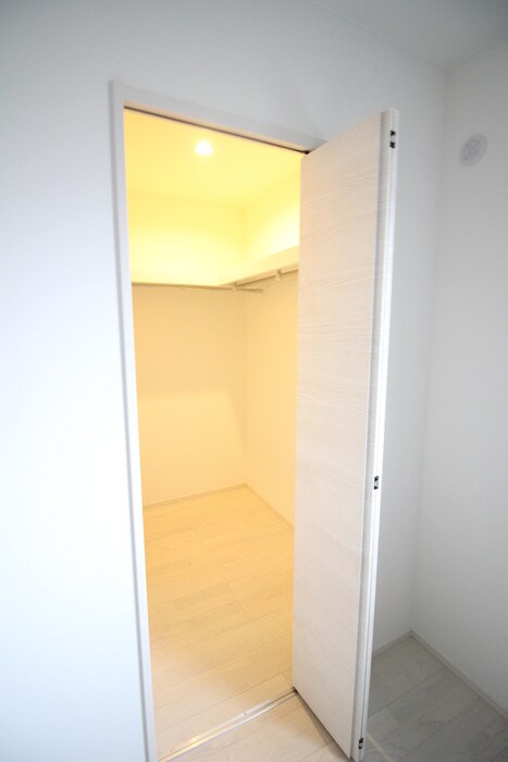 物件内観写真9　(収納)